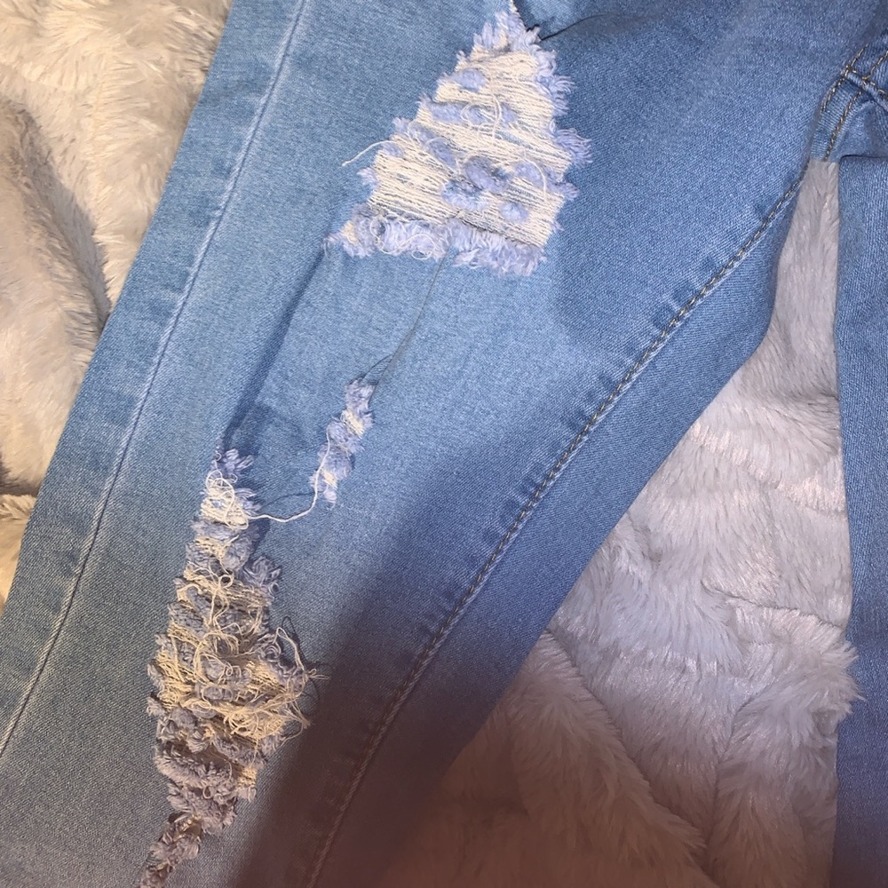 Jeans - Picture 2 of 3